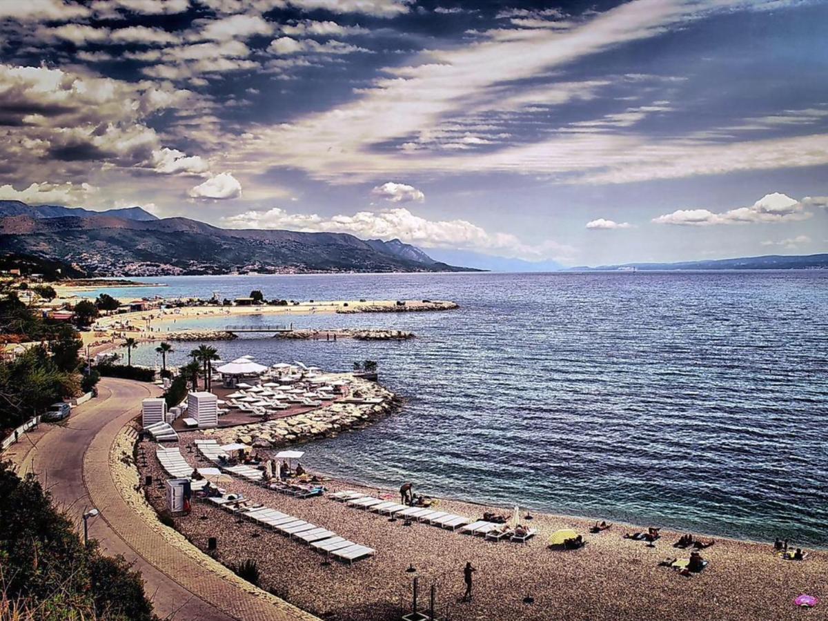 Apartment Relax Whit Big Terrace 170M2 Near The Beach Split Exterior photo