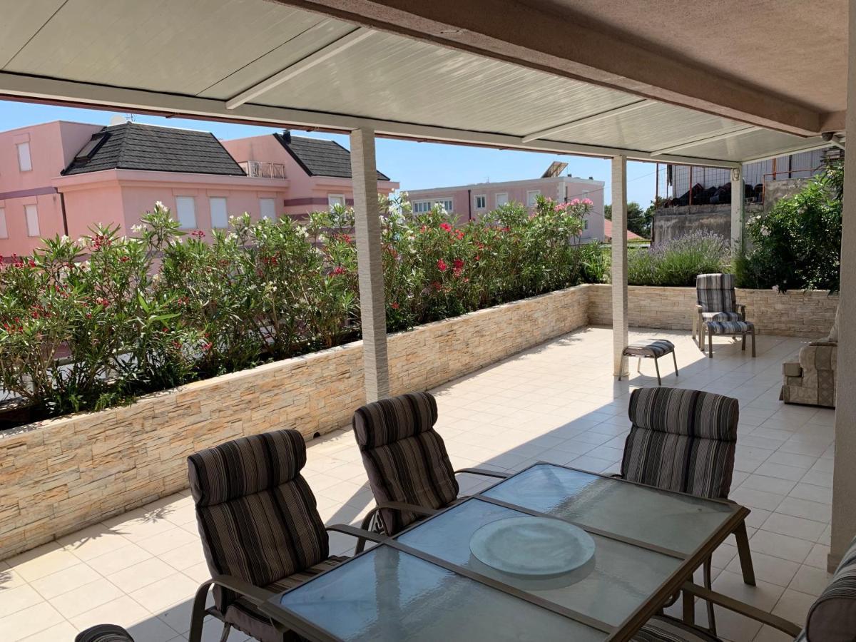 Apartment Relax Whit Big Terrace 170M2 Near The Beach Split Exterior photo