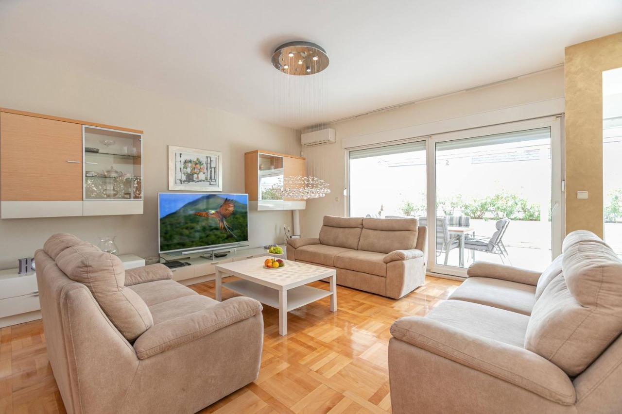 Apartment Relax Whit Big Terrace 170M2 Near The Beach Split Exterior photo