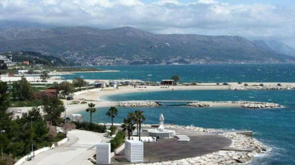 Apartment Relax Whit Big Terrace 170M2 Near The Beach Split Exterior photo